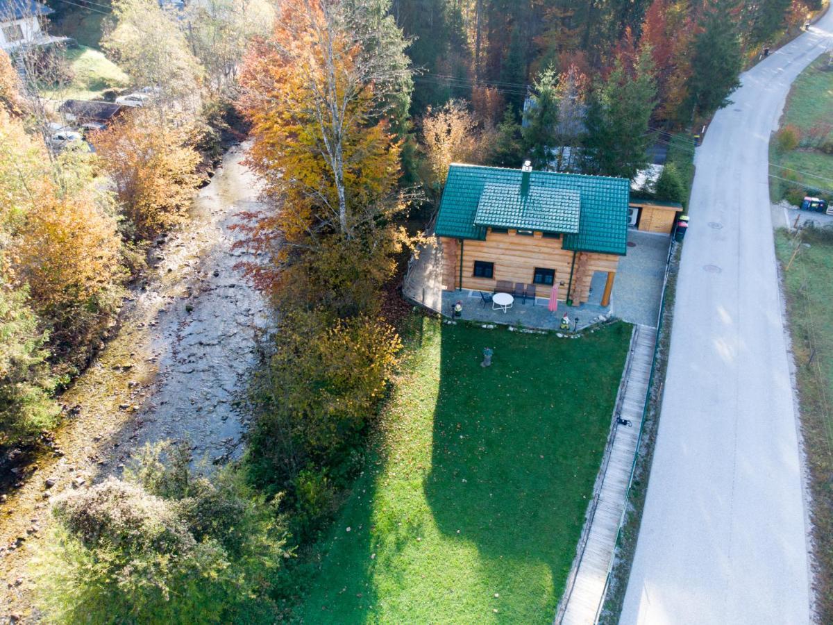 Ferienwohnungen Blockhaus - Zwergenhaeusl Grünau im Almtal エクステリア 写真